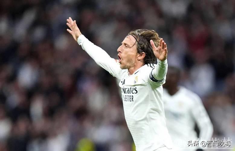 39岁魔笛怒斥2亿巨星懒防守，再现皇马领袖风范，9场3球+单场创双纪录