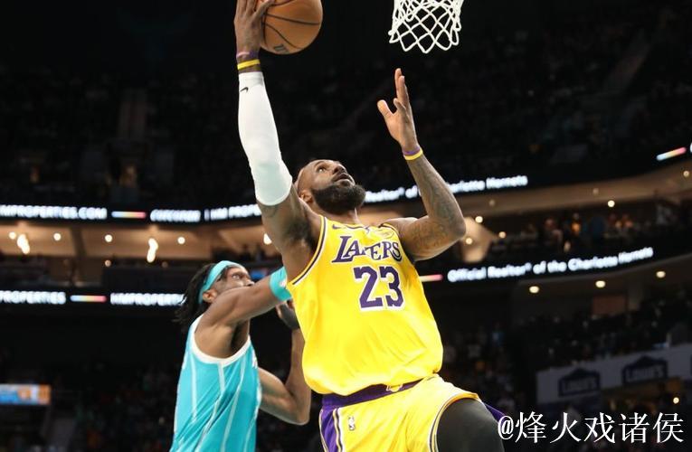 浓眉42+23统治内线 詹皇22+7+8助湖人击败黄蜂豪取4连胜